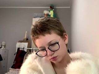 tangelamishulouin's CamSoda show and profile