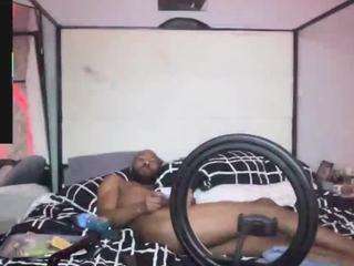 tommydabody Live Webcam on CamSoda