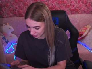 Este modelo está en vivo ahora. arinawong
