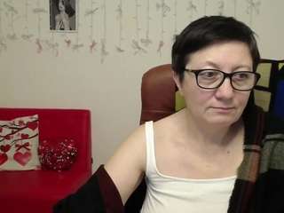 emilyl0ve Live Webcam on CamSoda