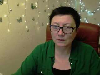 emilyl0ve Live Webcam on CamSoda