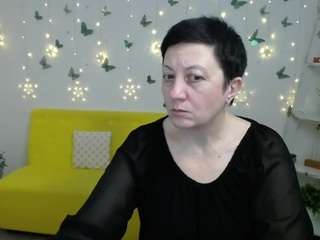 emilyl0ve Live Webcam on CamSoda