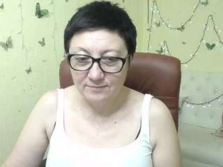 emilyl0ve live cam profile