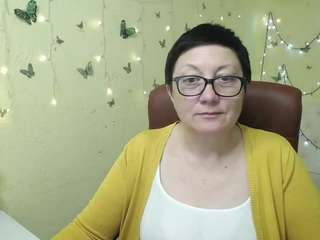 emilyl0ve live cam profile