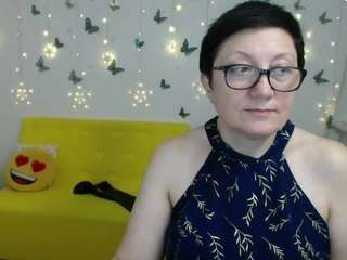 Live webcam model emilyl0ve on Soda Cams