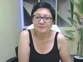 emilyl0ve live webcam show