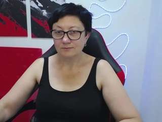 emilyl0ve live webcam show