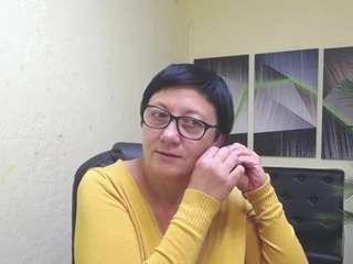 EmilyL0ve live cam preview