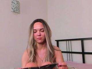 floraamber Live Webcam on CamSoda