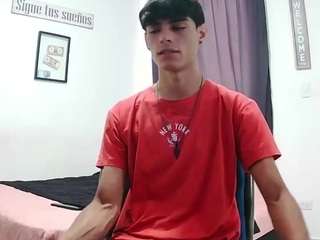 harry24saber's CamSoda show and profile