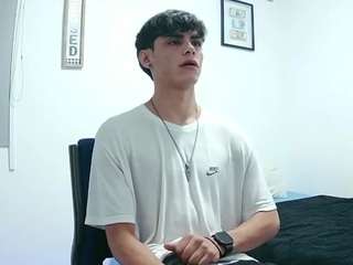 harry24saber Sex Cam Show