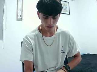 harry24saber live webcam show