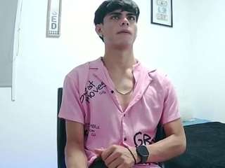 harry24Saber live webcam show