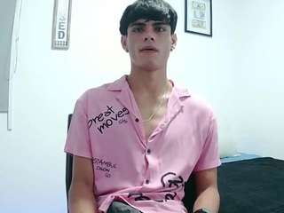 harry24Saber live webcam show
