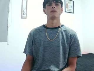 harry24Saber live cam