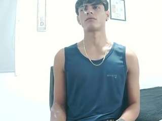 harry24Saber live cam preview