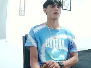 harry24Saber live cam