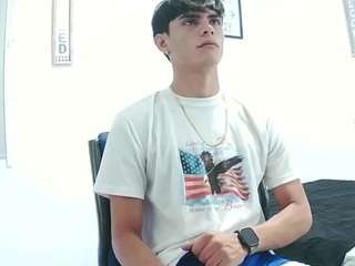 harry24Saber live cam preview
