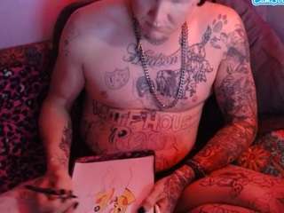 jayceespunn23's CamSoda show and profile