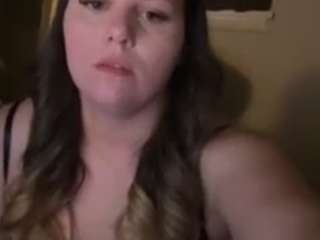 itsmeeeg Public Chat Channel