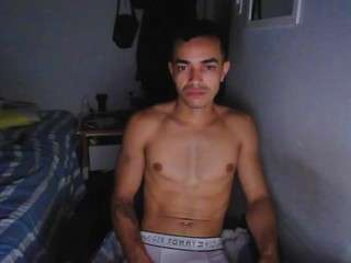 premiumzain Live Webcam on CamSoda