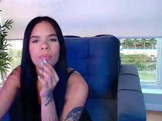 bruna-ferrazz's CamSoda show and profile