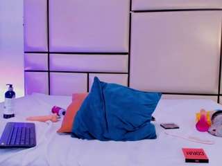 alejandra-loppez webcam