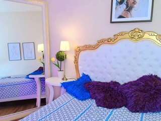 kate-martinez webcam