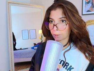 kate-martinez live cam profile