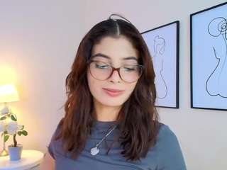kate-martinez's live room