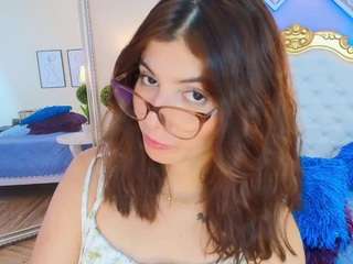 Kate Martinez live cam preview