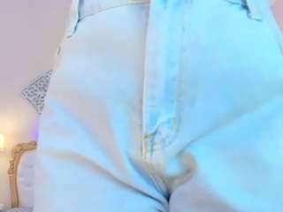 Kate Martinez live cam preview