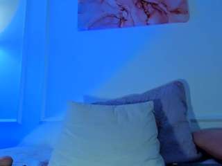 Live webcam model angelica-crosss on Soda Cams