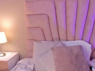 angelica-crosss webcam