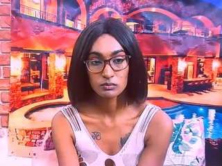 le modèle indianrebel2luv est en webcam porno dans un show sur le site camsoda, il possède les tags suivants: amateur,anal,young adult,twerk,toys,teen 18,tattoos,petite,normal,milf,lovense,indian,im,full nudity,fingering,drinking,deepthroat,creampie,brown eyes,blowjob