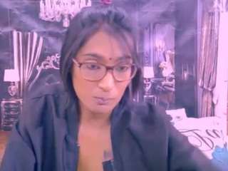 indianrebel2luv live webcam show