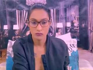 indianrebel2luv live webcam show