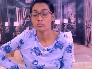 indianrebel2luv live webcam show