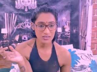 indianrebel2luv live webcam show