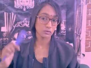indianrebel2luv live webcam show