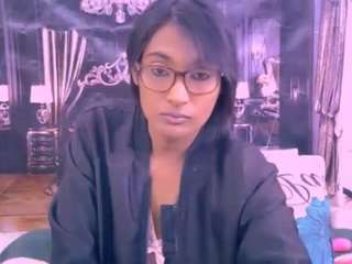 indianrebel2luv live webcam show
