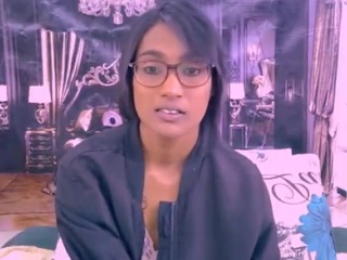 indianrebel2luv live webcam show