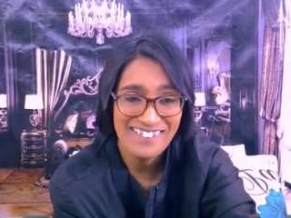 indianrebel2luv live webcam show