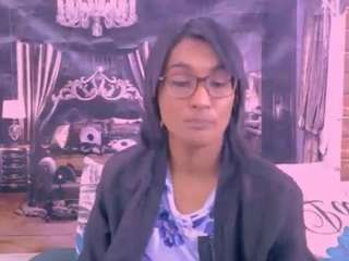 indianrebel2luv live webcam show