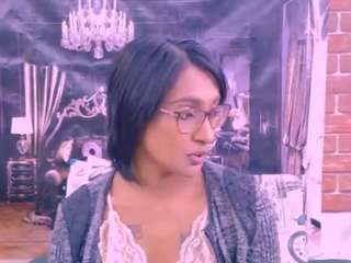 Chazzy live webcam show