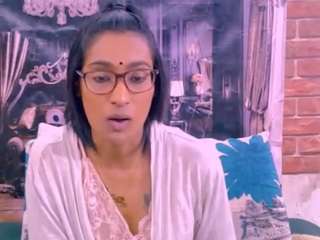 Chazzy live webcam show