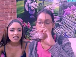 Chazzy live webcam show