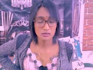 Chazzy live webcam show