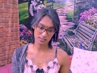 Chazzy live webcam show