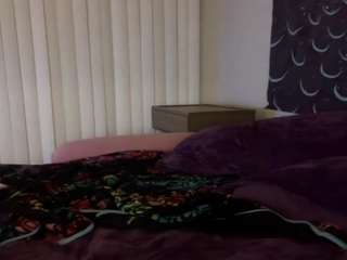 Live webcam model kittybbr on Soda Cams